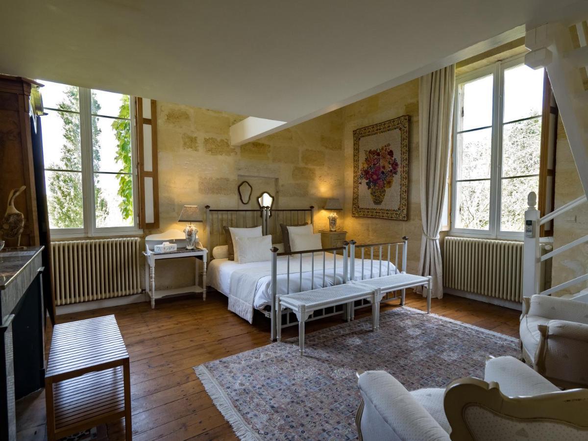 Petit Garros Fronsac (Gironde) Quarto foto